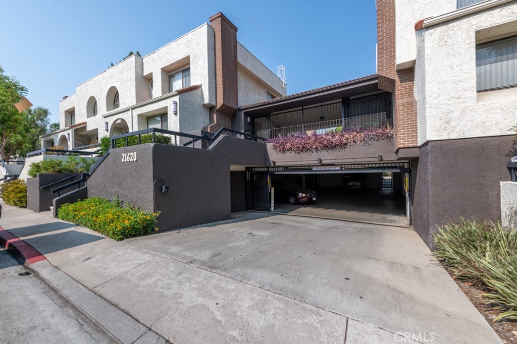 21620 Burbank Boulevard 7