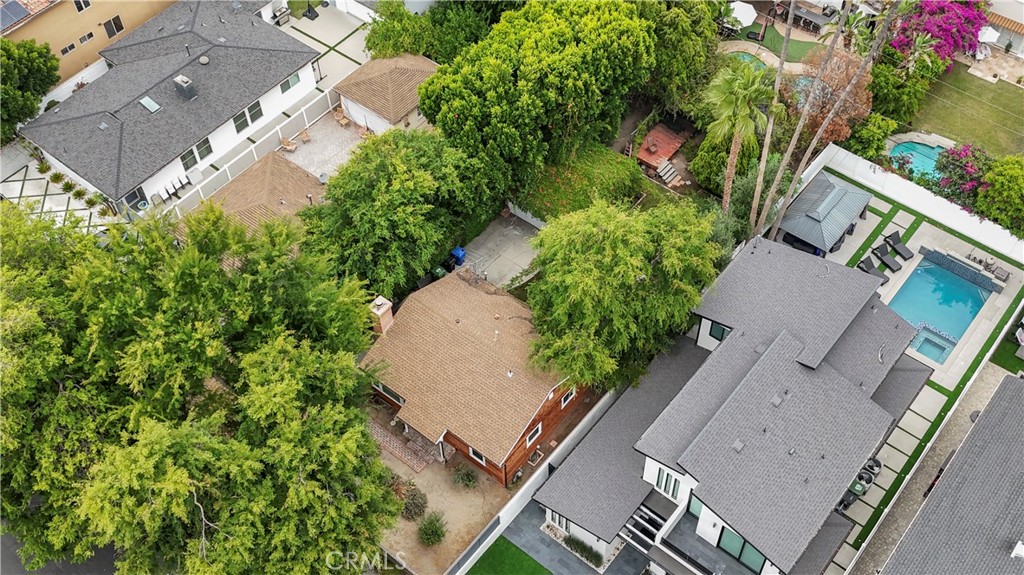 4514 Cedros Avenue