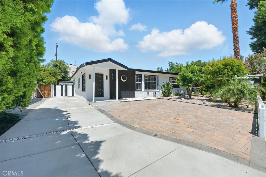 6119 Longridge Avenue