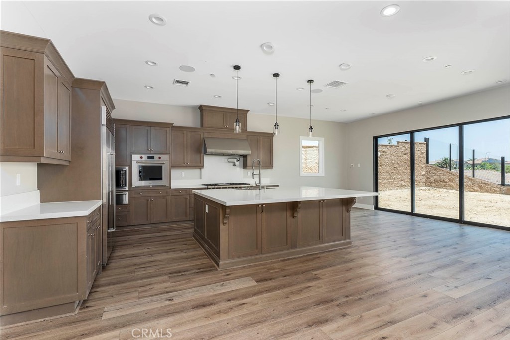 20550 W Deer Grass Court