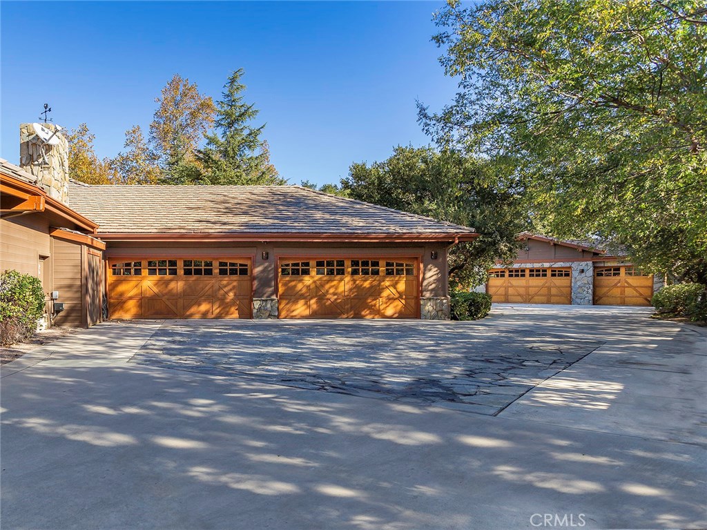 11485 Awenita Court