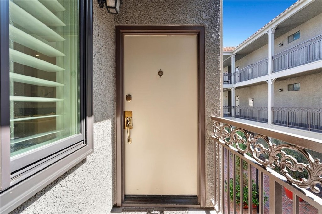 14844 Dickens Street 208