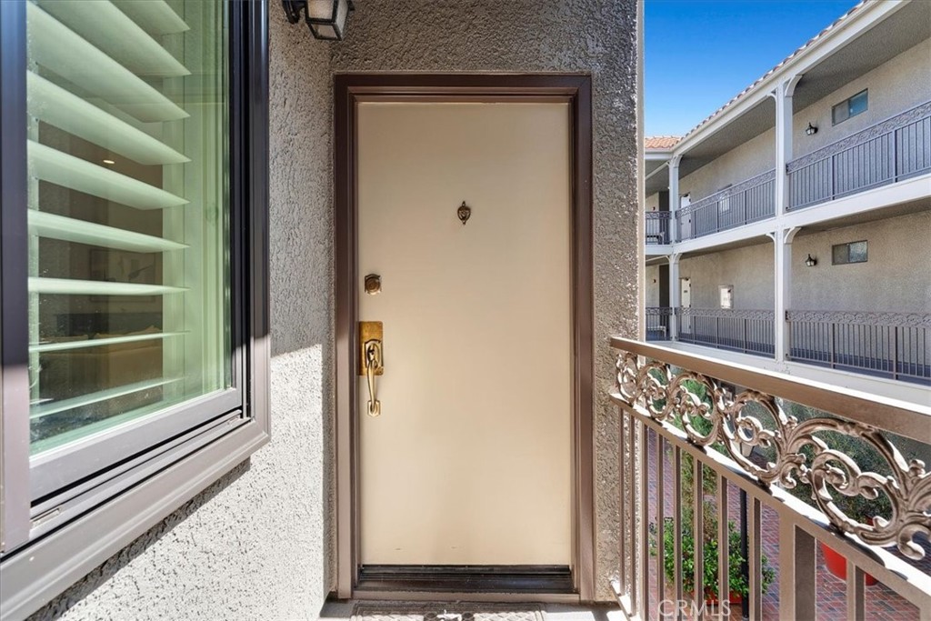 14844 Dickens Street 208