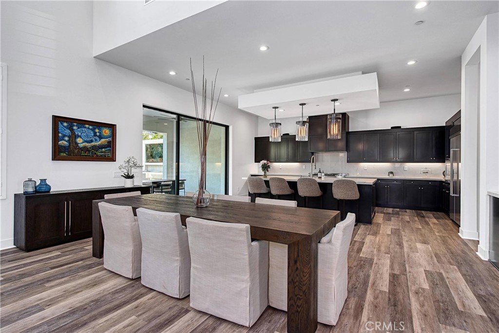 20211 W Liverpool Way