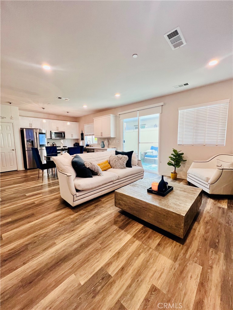 1401 Turin Lane