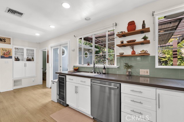 2527 Canyon Drive