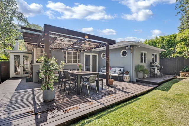 2527 Canyon Drive