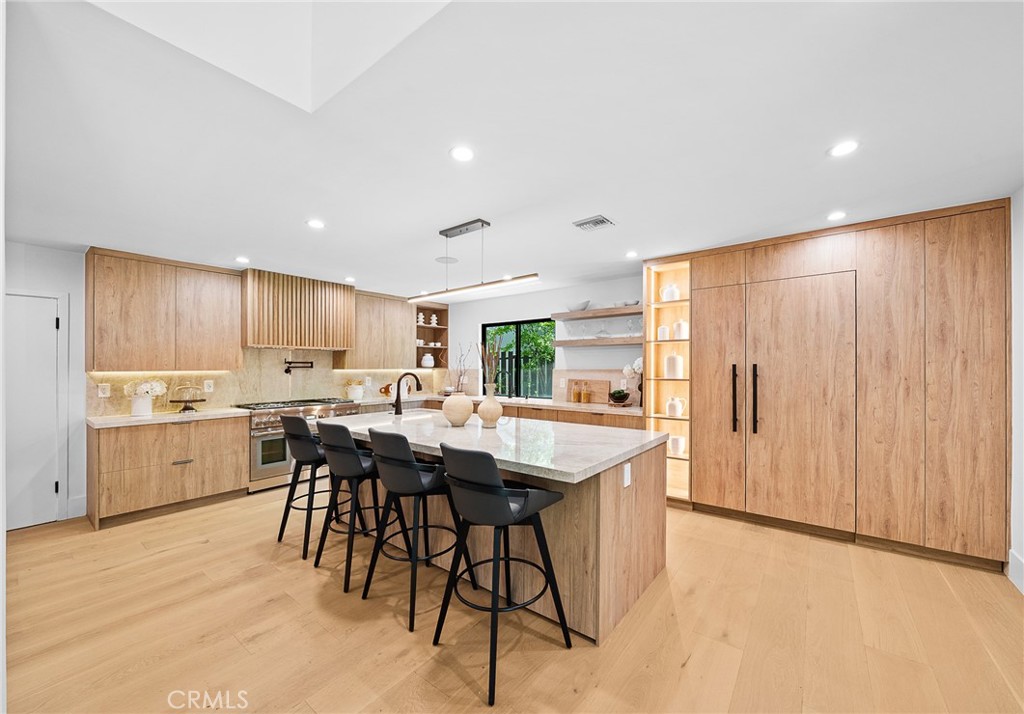 18839 La Amistad Place