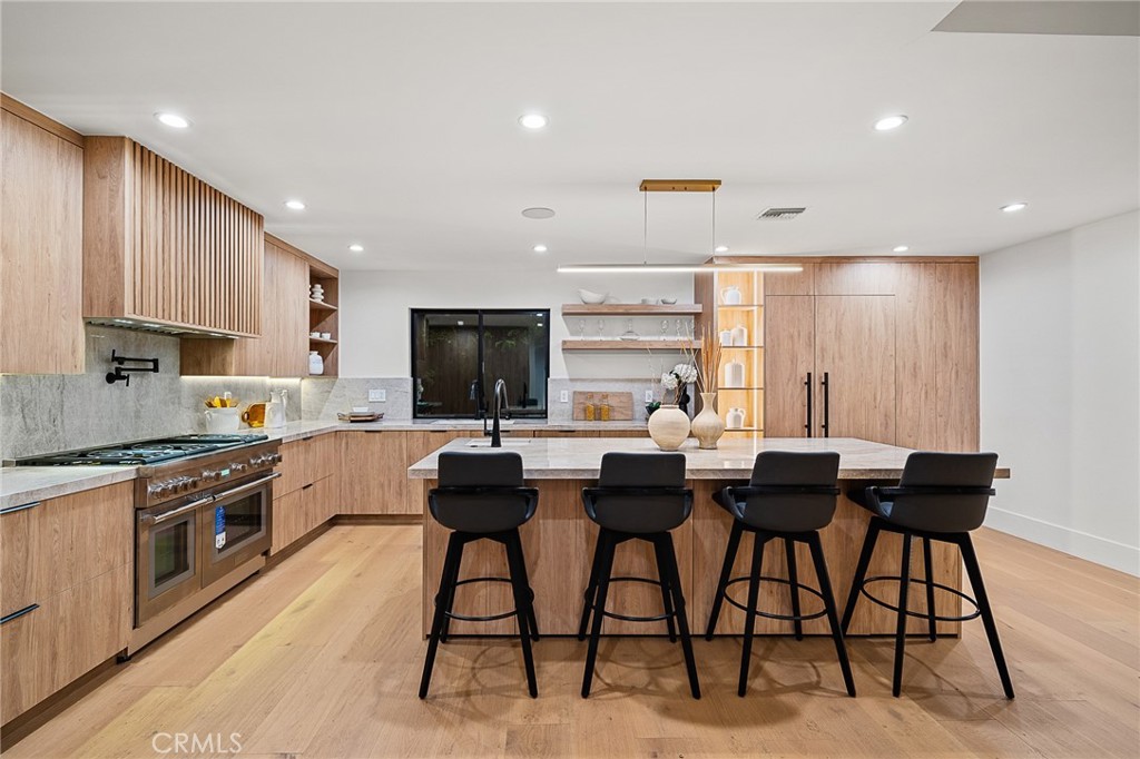 18839 La Amistad Place