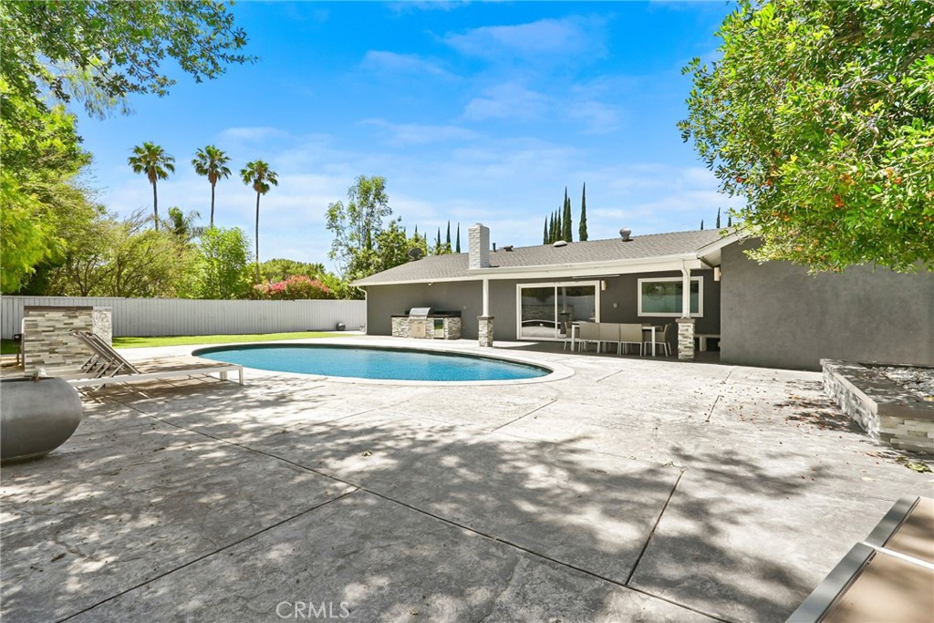 7026 Scarborough Peak Drive