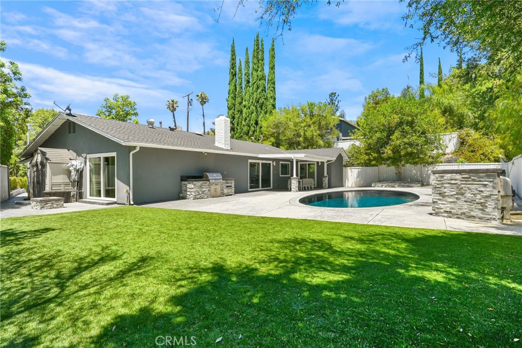 7026 Scarborough Peak Drive
