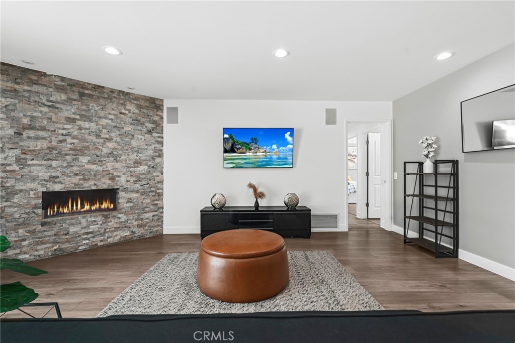 7026 Scarborough Peak Drive
