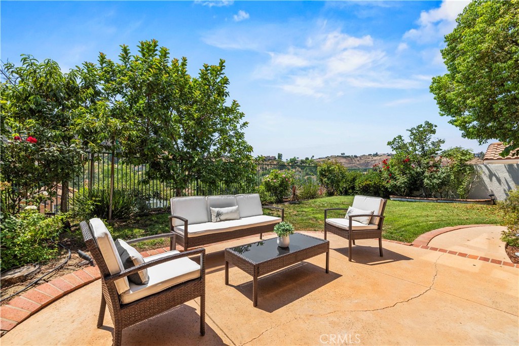 3703 Calle Jazmin