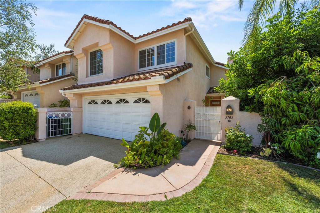 3703 Calle Jazmin