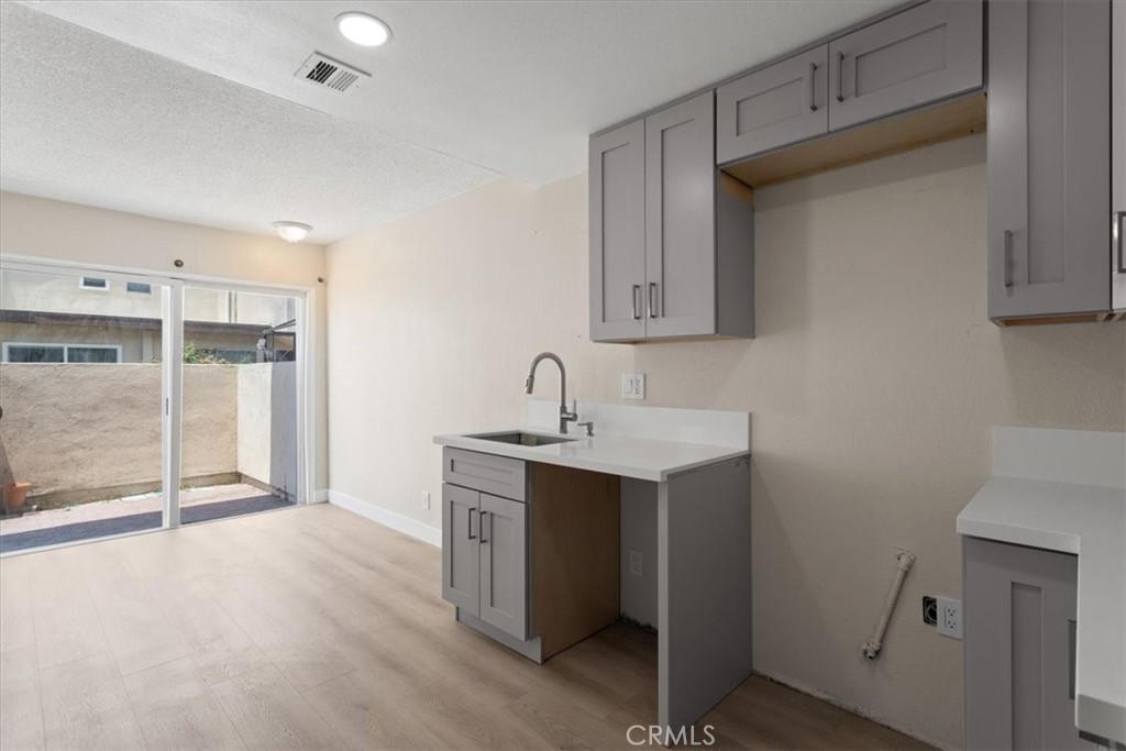 16710 Orange Avenue H44