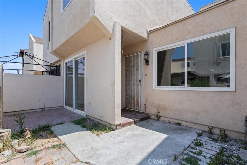 16710 Orange Avenue H44