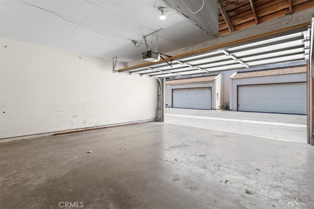 16710 Orange Avenue H44