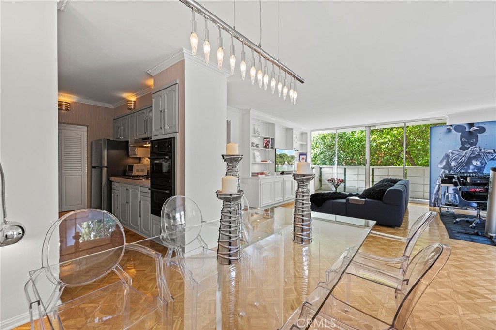 8787 Shoreham Drive 201