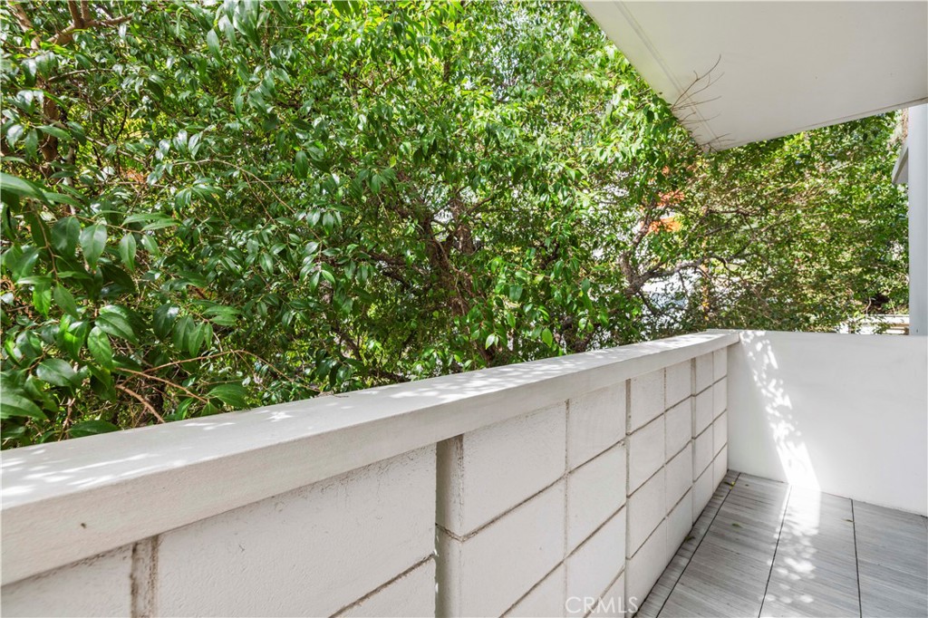 8787 Shoreham Drive 201