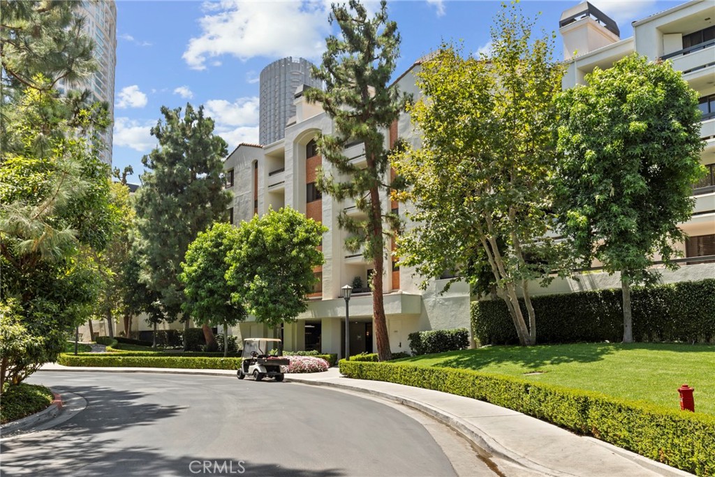 2122 Century Park Lane 108