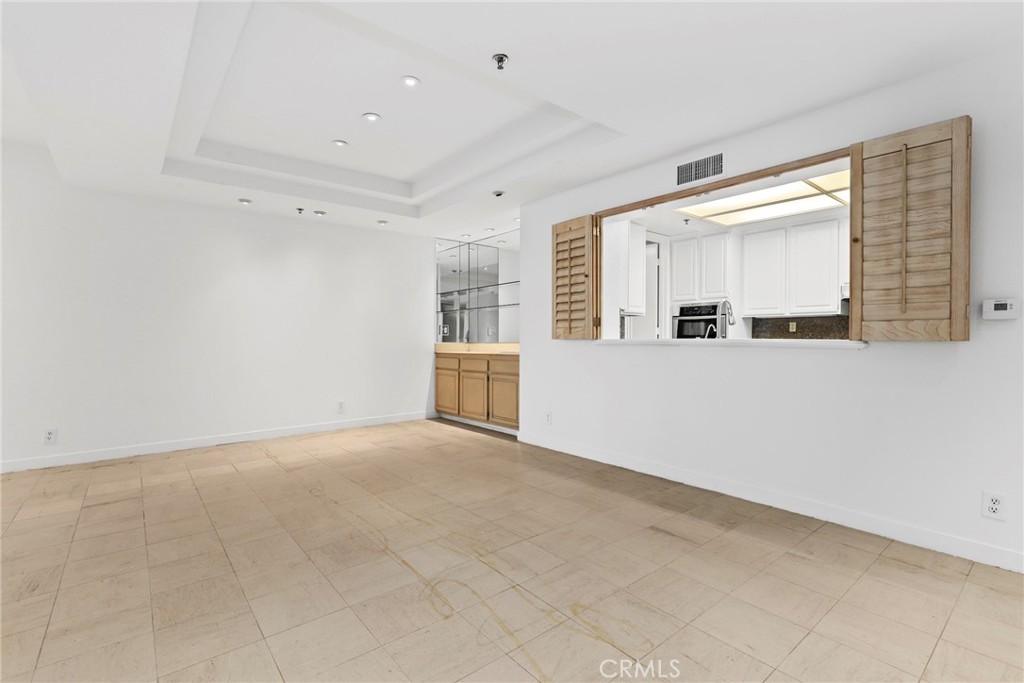 2122 Century Park Lane 108