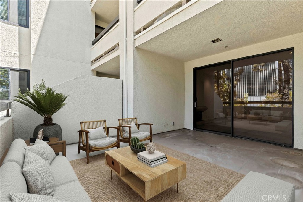 2122 Century Park Lane 108