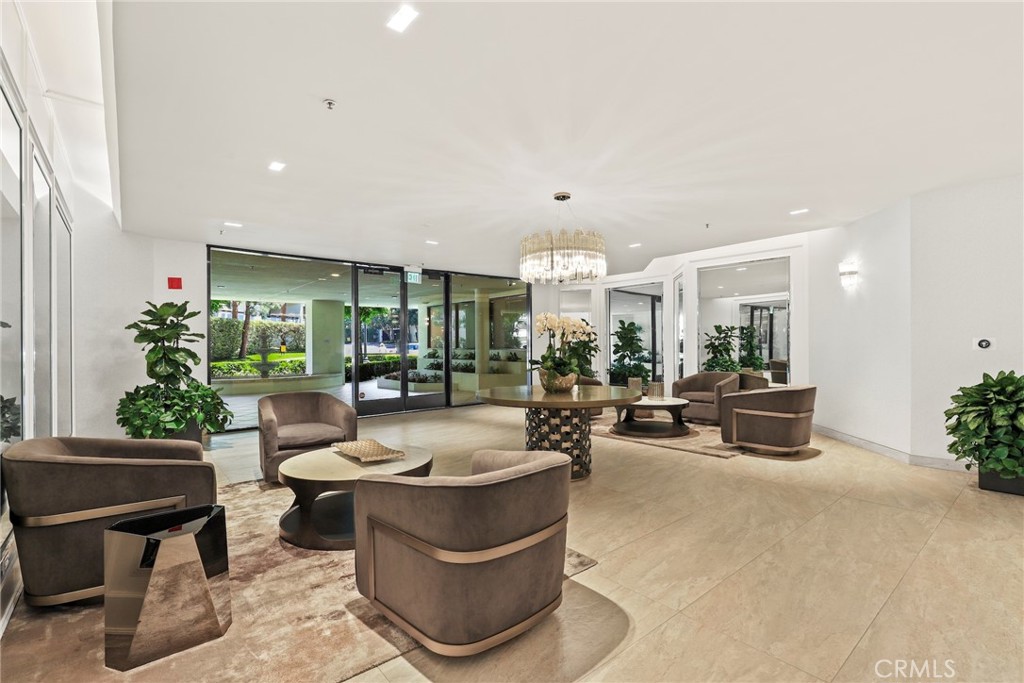 2122 Century Park Lane 108