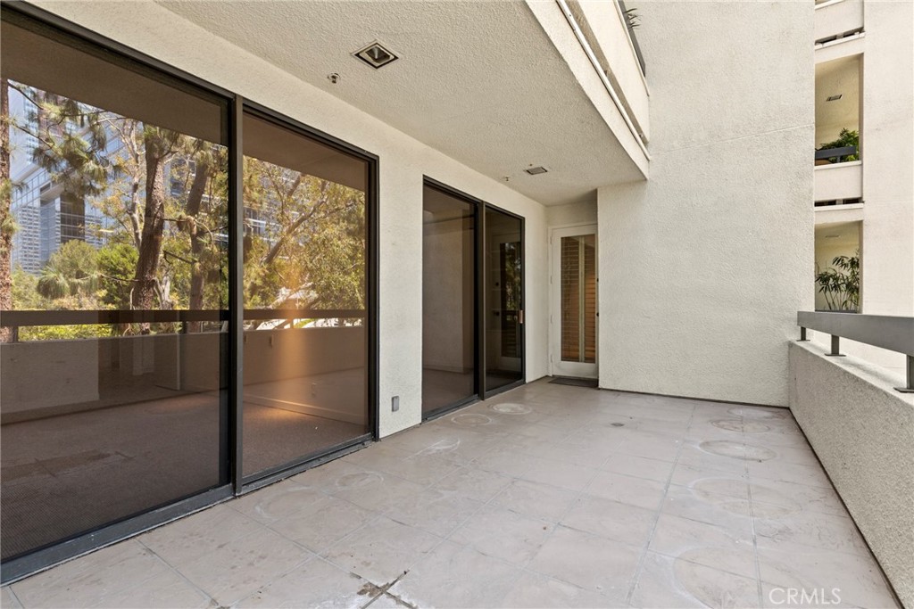 2122 Century Park Lane 108