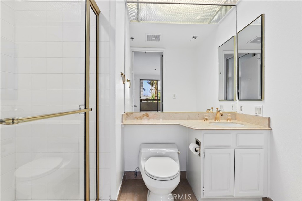 2122 Century Park Lane 108