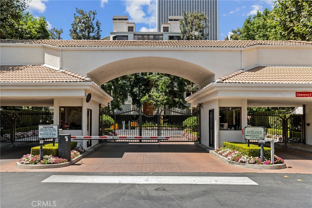 2122 Century Park Lane 108