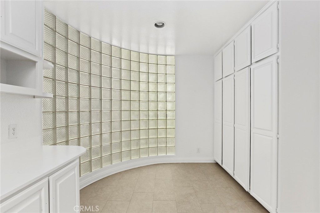 2122 Century Park Lane 108