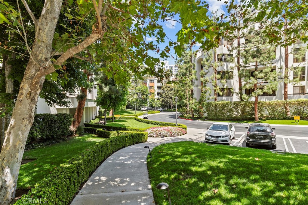 2122 Century Park Lane 108