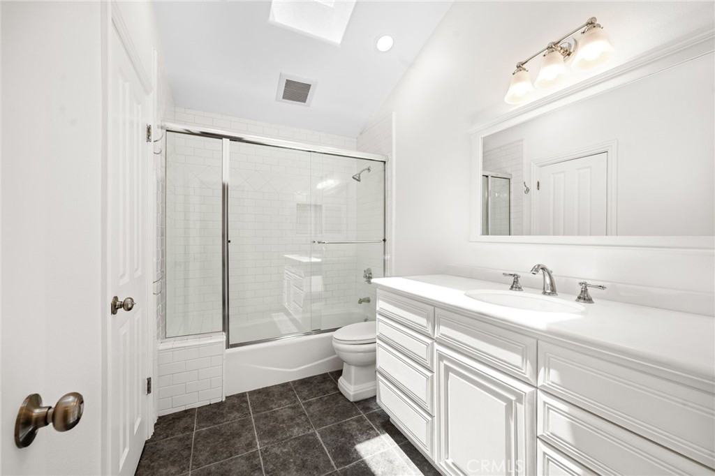 1683 Camberwell Place