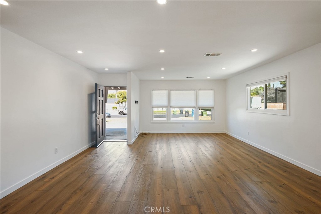 6615 Farralone Avenue