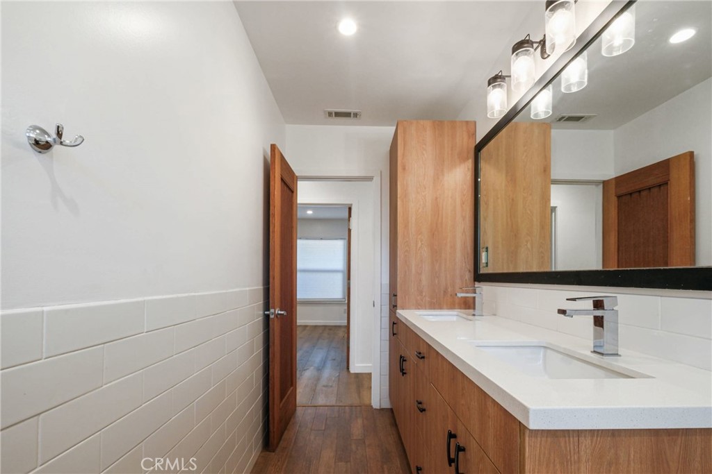 6615 Farralone Avenue