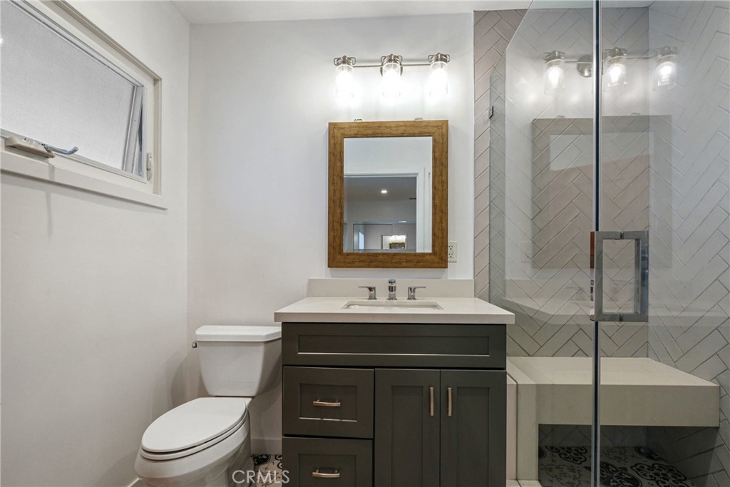 6615 Farralone Avenue