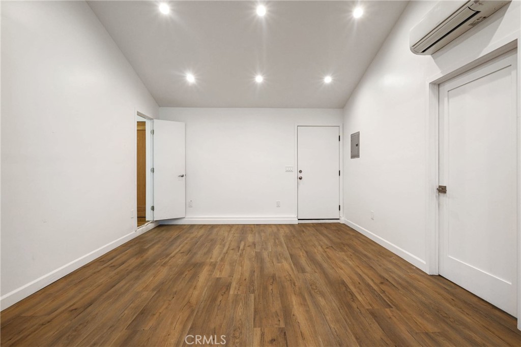 6617 Farralone Avenue