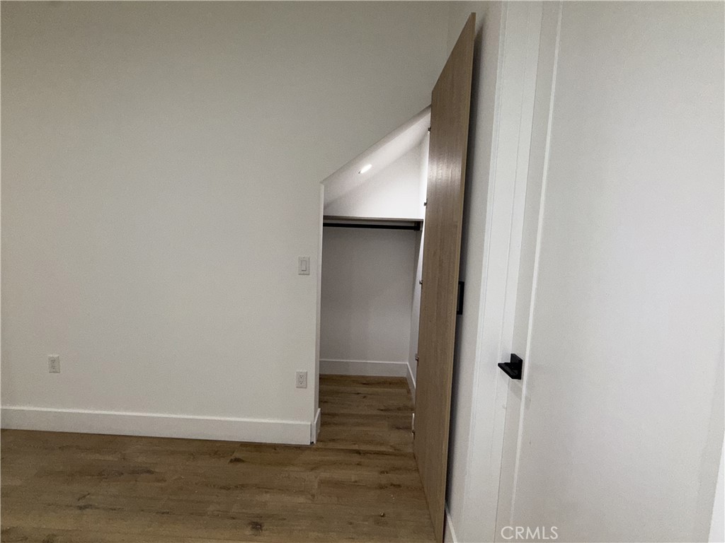 5044 Laurel Canyon Boulevard