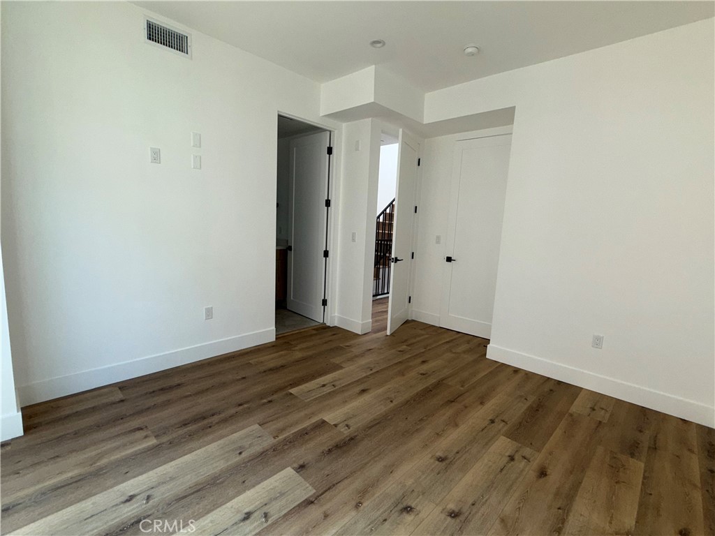 5044 Laurel Canyon Boulevard 2