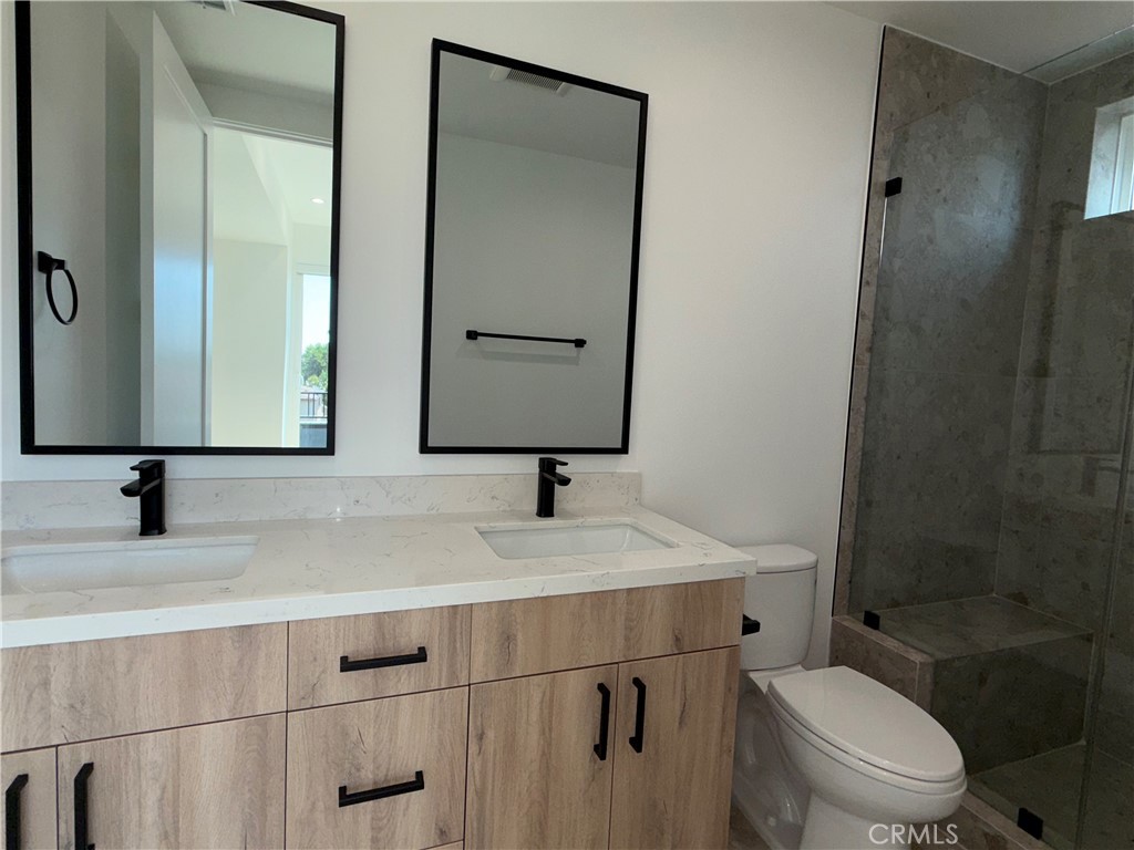 5044 Laurel Canyon Boulevard