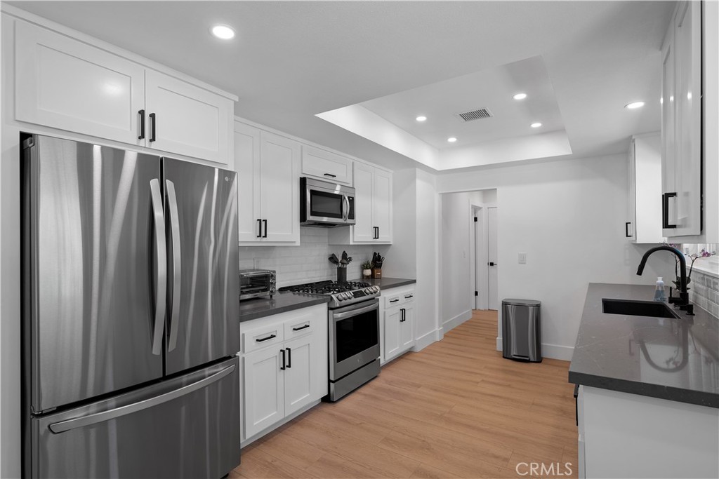 4240 Kingfisher Road