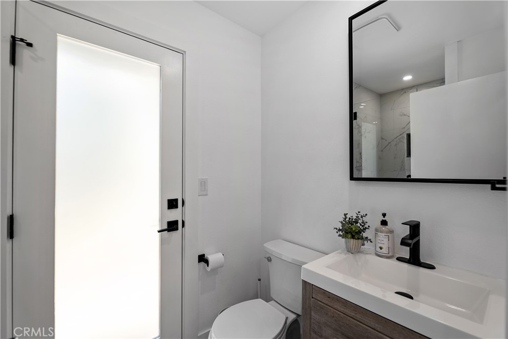 4240 Kingfisher Road