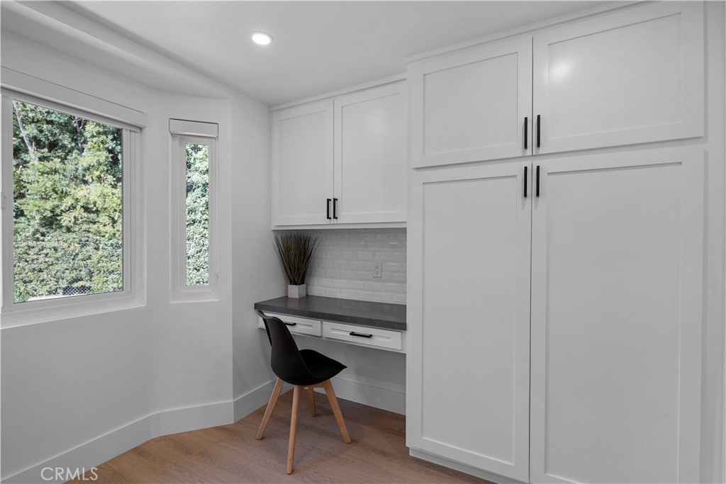 4240 Kingfisher Road