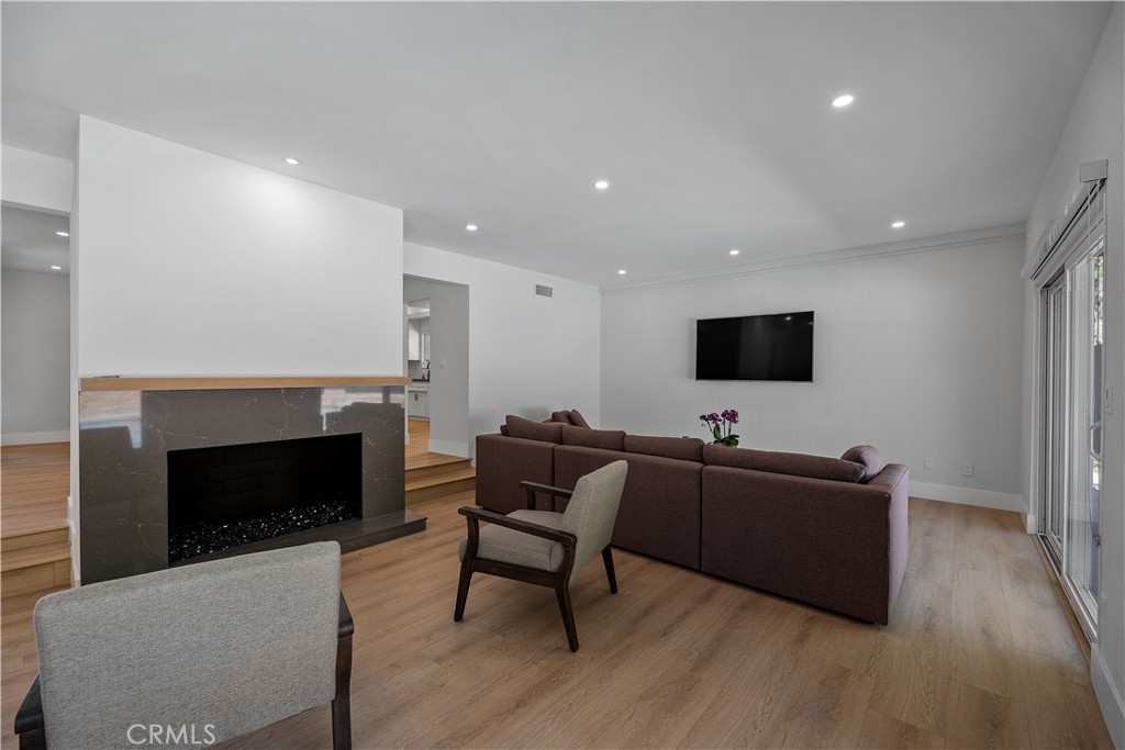 4240 Kingfisher Road