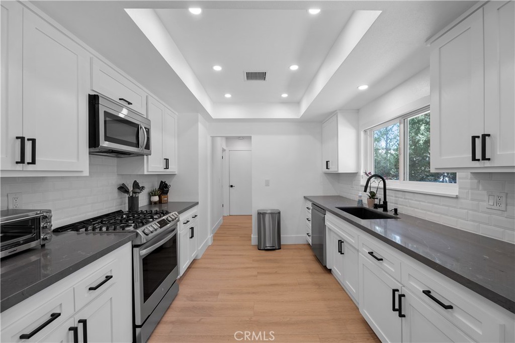 4240 Kingfisher Road