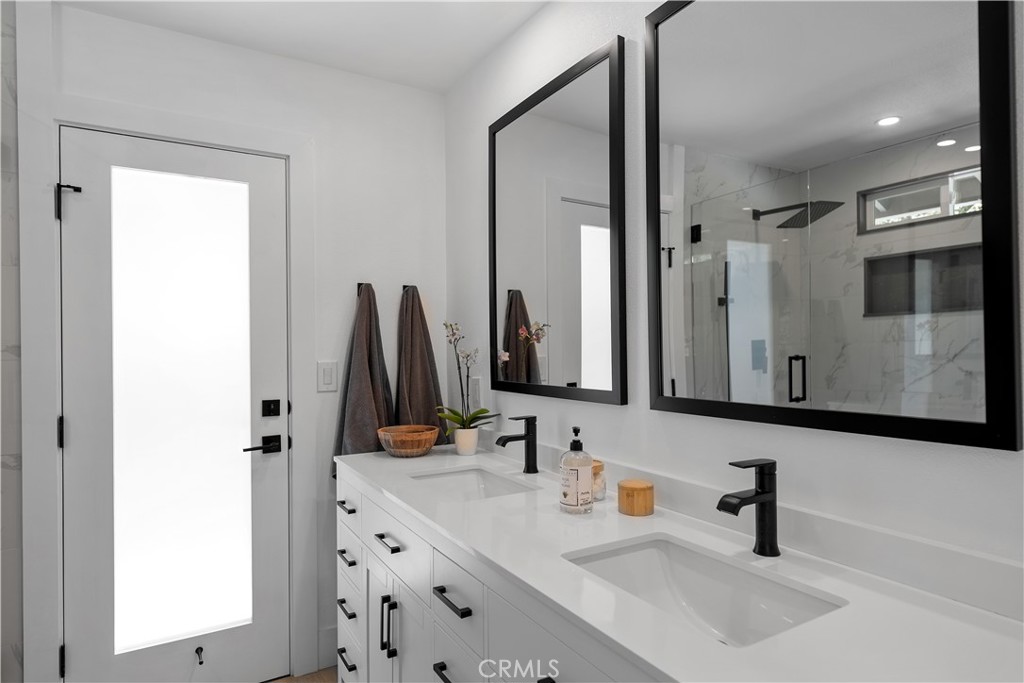 4240 Kingfisher Road