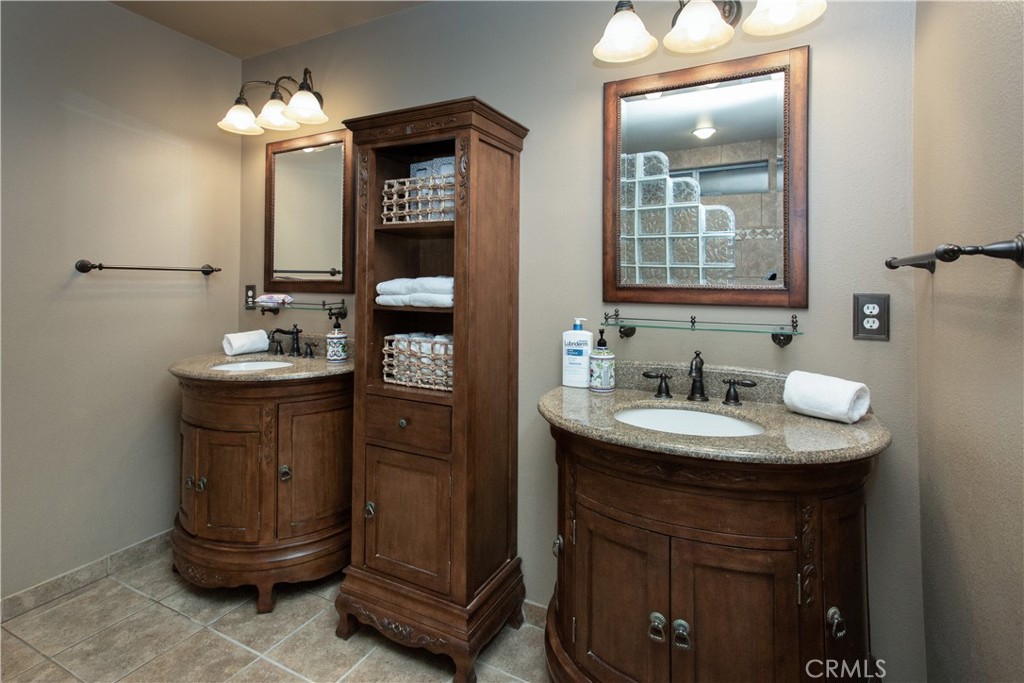 58338 Desert Gold Drive