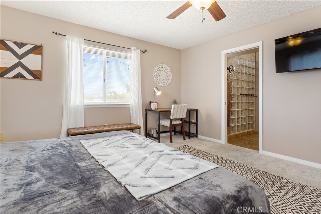 58338 Desert Gold Drive