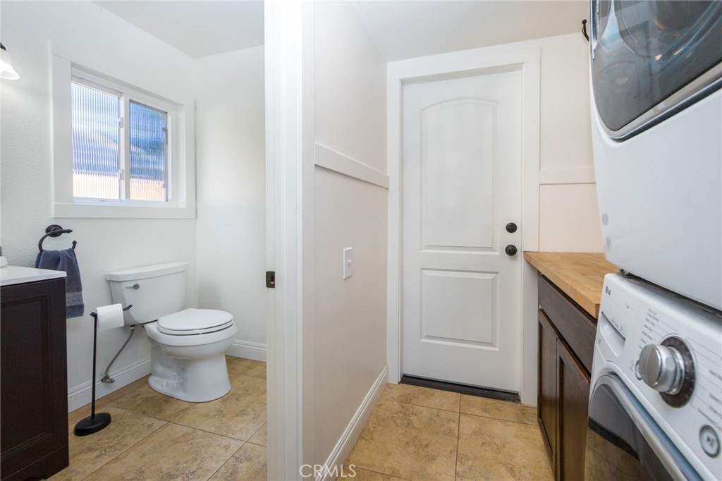 1305 Sheffield Place