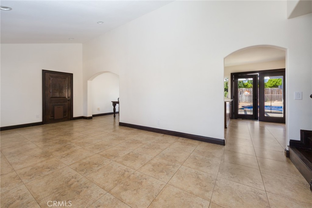 1305 Sheffield Place